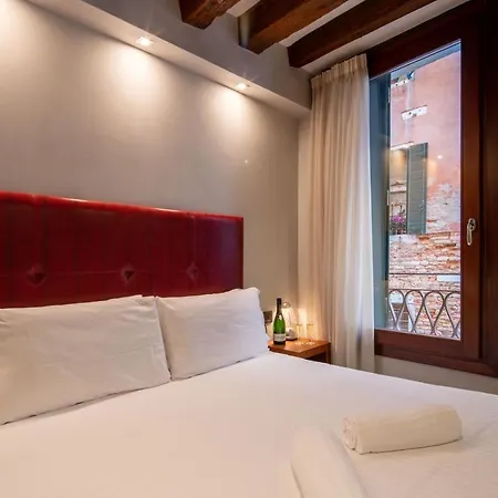 Cera San Moise * البندقية
