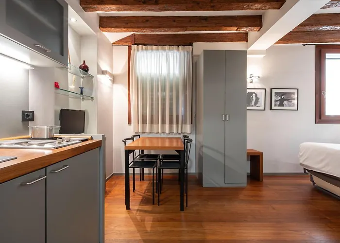 Cera San Moise Apartment Venice