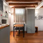 Ve.n.i.ce Cera San Moisè Appartamento Venezia