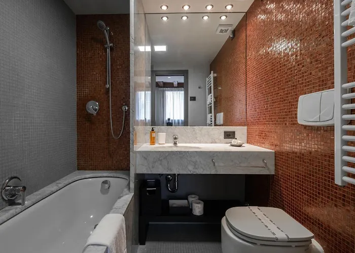 Cera San Moise Daire Venedik